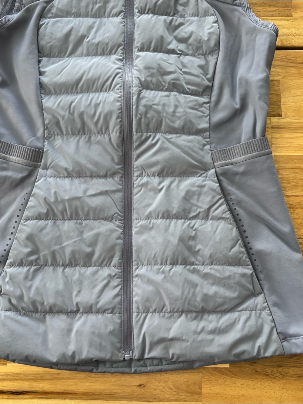 Lululemon Vest - Picture 5 of 8